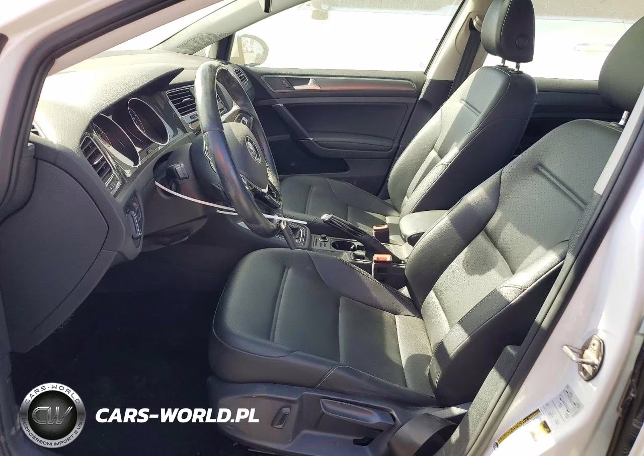 2018 Volkswagen Golf S VIN:3VWG17AU9JM292944 - 7