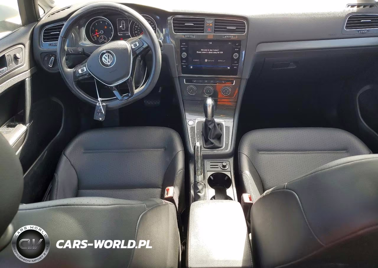 2018 Volkswagen Golf S VIN:3VWG17AU9JM292944 - 8