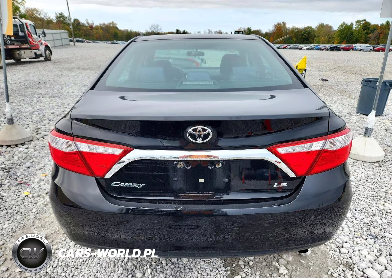 2016 Toyota Camry Le VIN:4T4BF1FK4GR554720 - 6