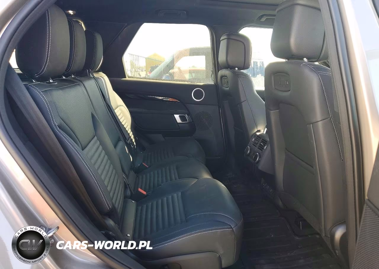 2026 Land Rover Discovery S VIN:SALRJ2FX7T2521383 - 11