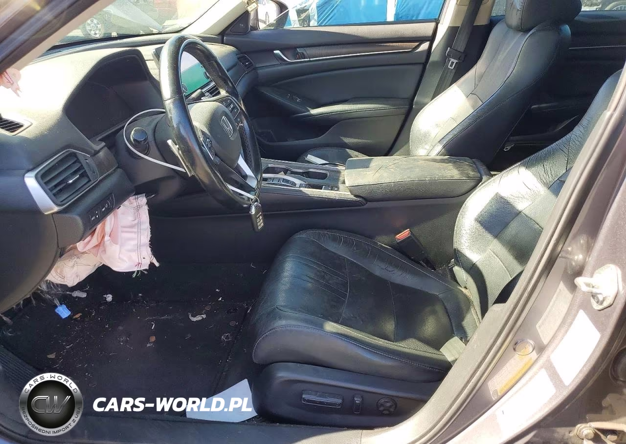 2018 Honda Accord Touring VIN:1HGCV2F92JA029836 - 7