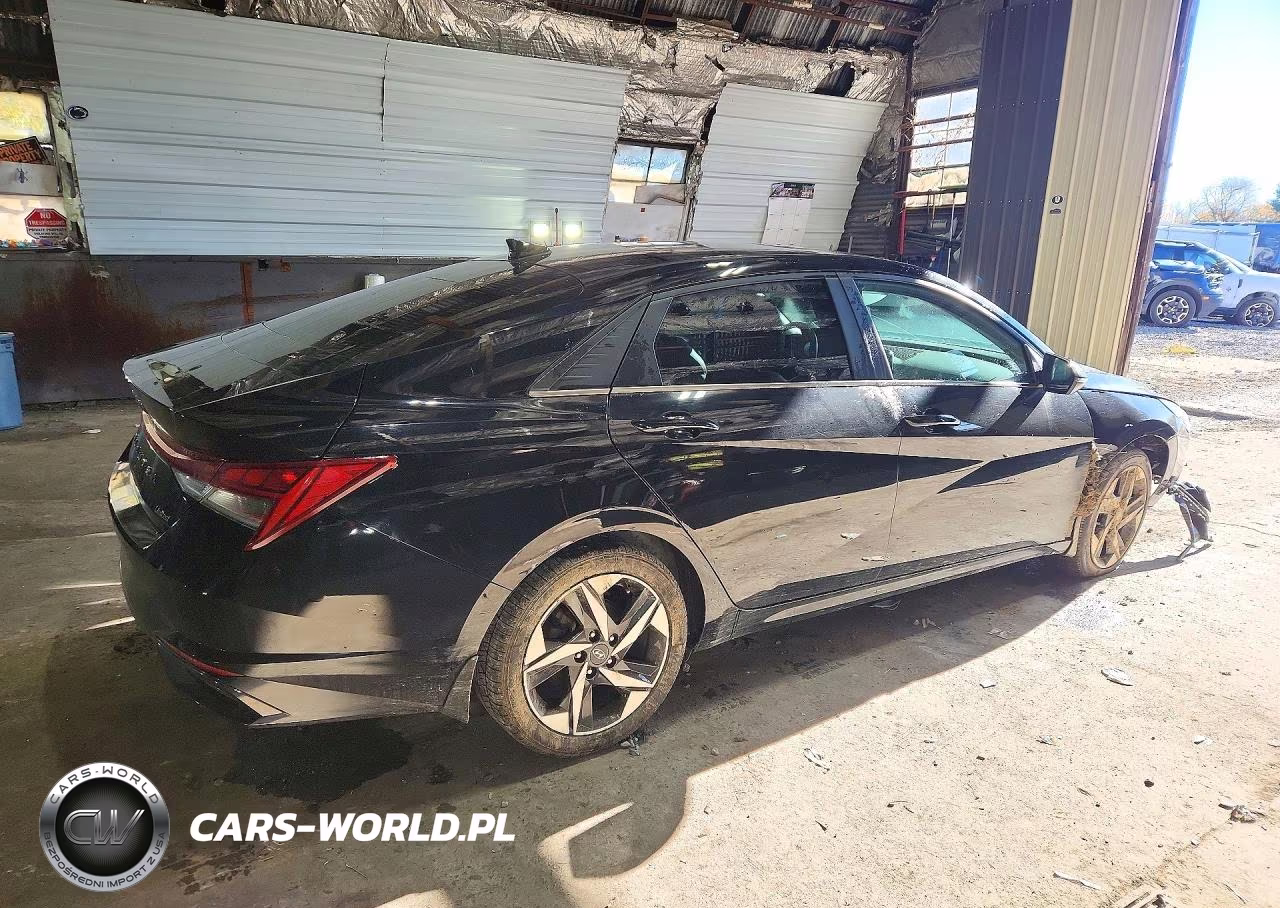2023 Hyundai Elantra Limited VIN:KMHLP4AG1PU372411 - 3