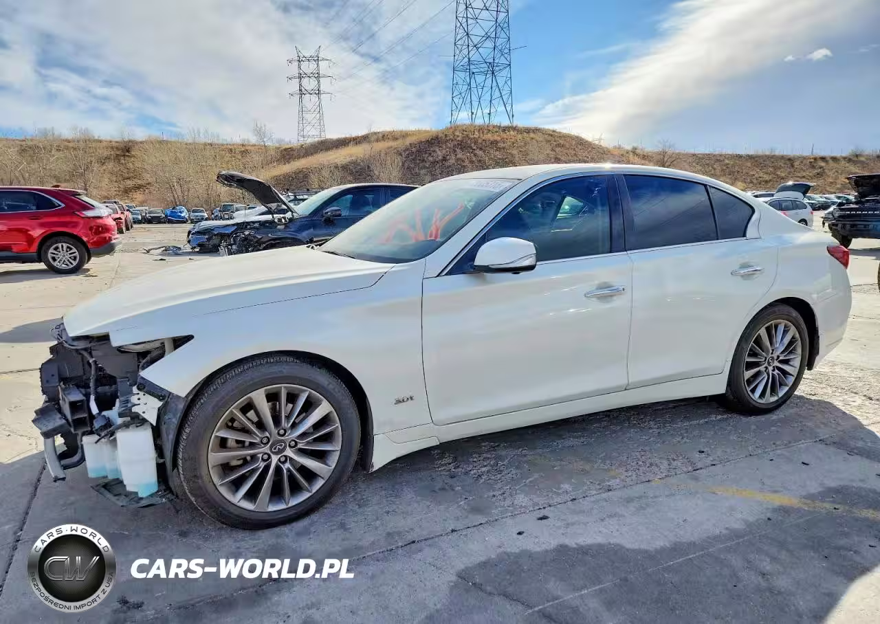 2018 Infiniti Q50 Luxe
