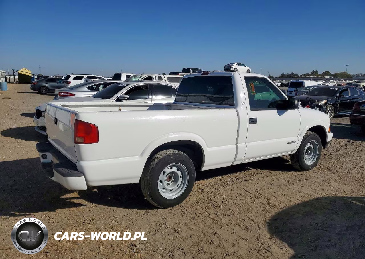 2003 Chevrolet S Truck S10 VIN:1GCCS14H338209784 - 3