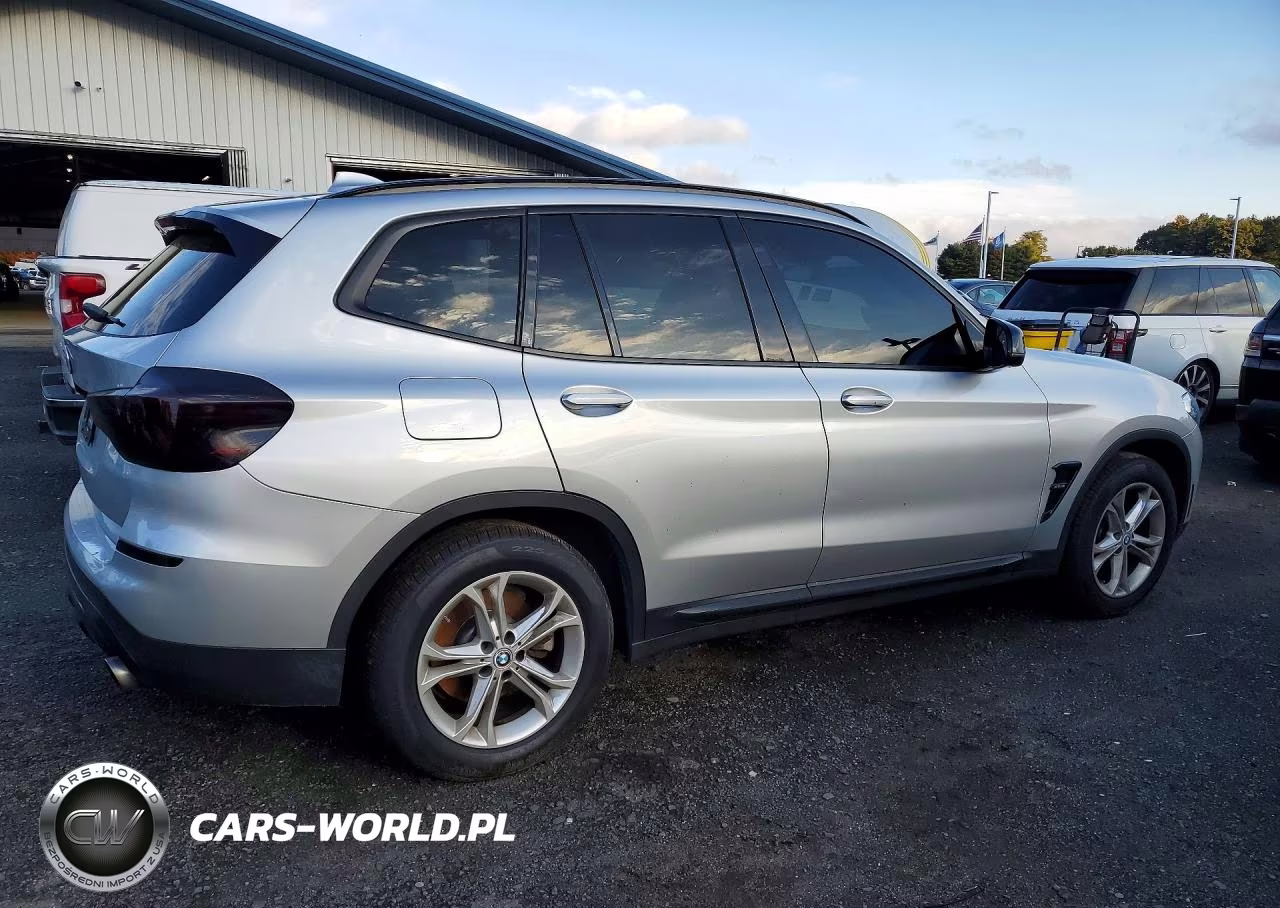 2019 BMW X3 xDrive30I VIN:5UXTR9C51KLR05104 - 3