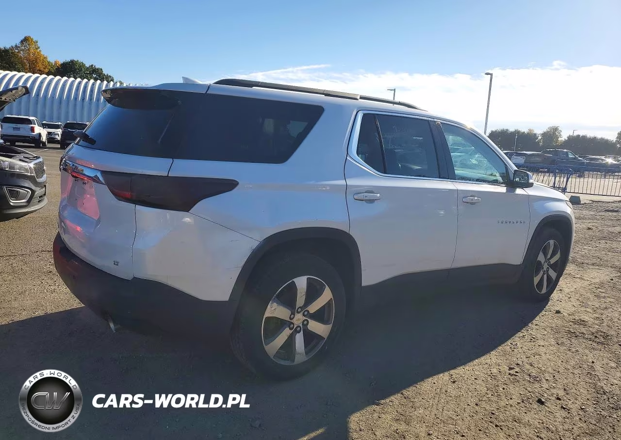 2019 Chevrolet Traverse Lt VIN:1GNEVHKW0KJ155479 - 3