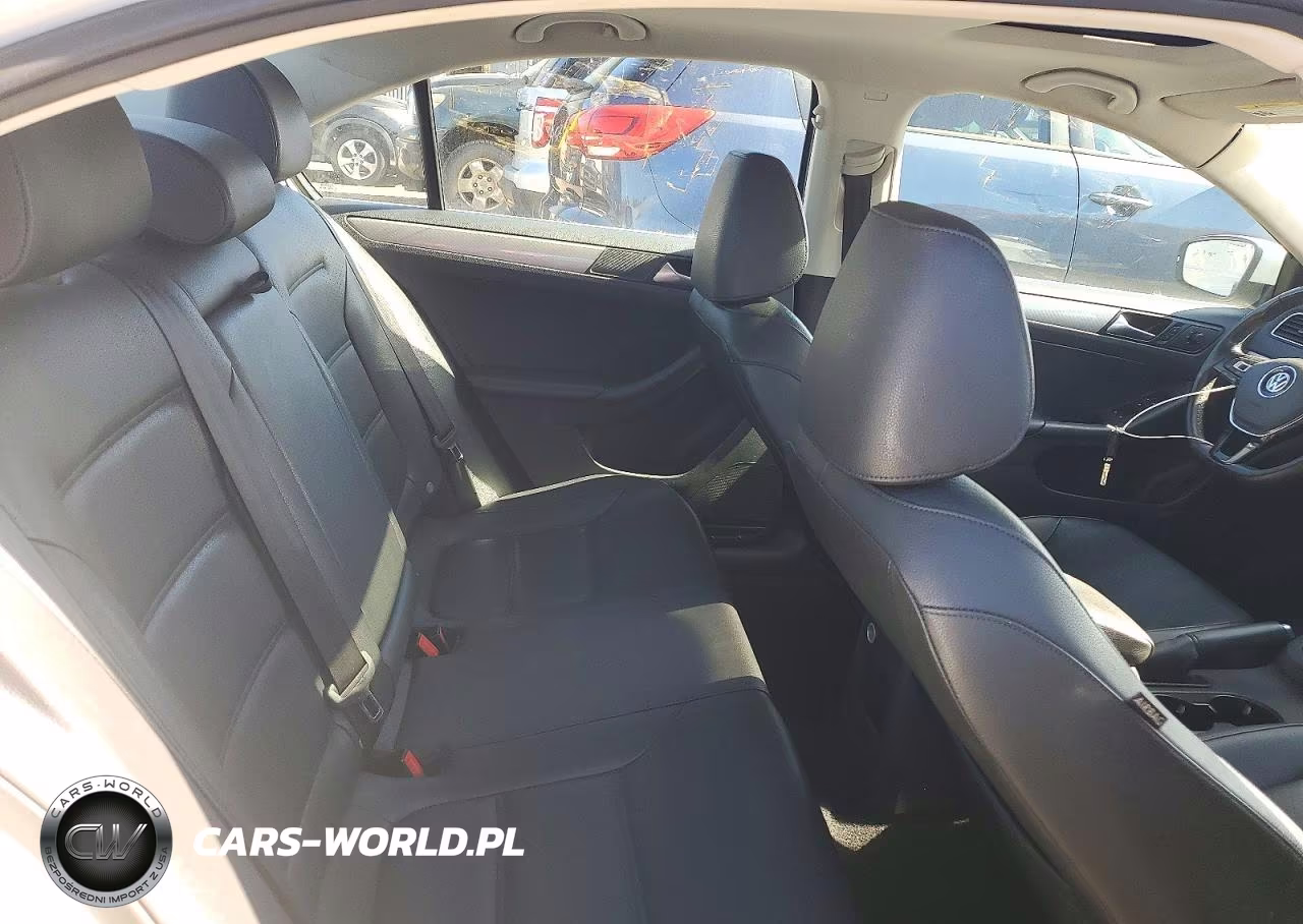 2017 Volkswagen Jetta Se VIN:3VWDB7AJ4HM262900 - 10