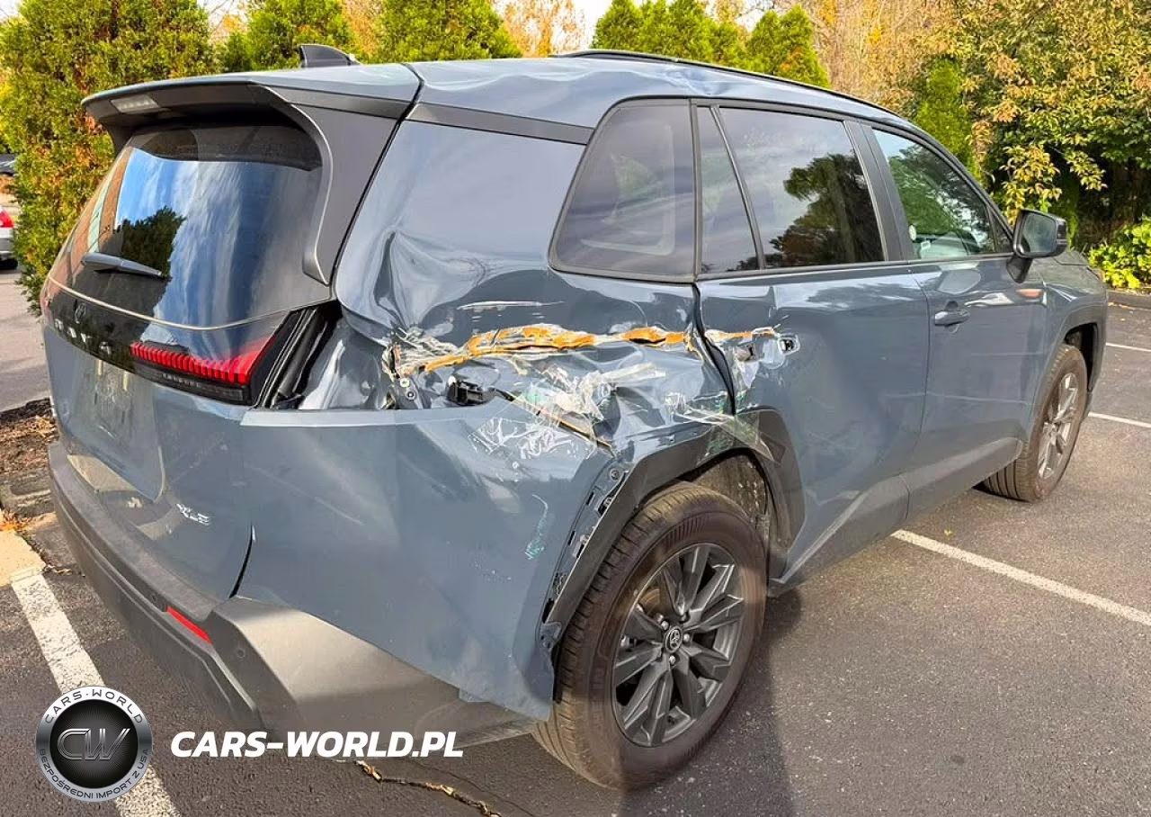 2026 Toyota Rav4 Xle Premium VIN:2T36CRAV3TC013908 - 3