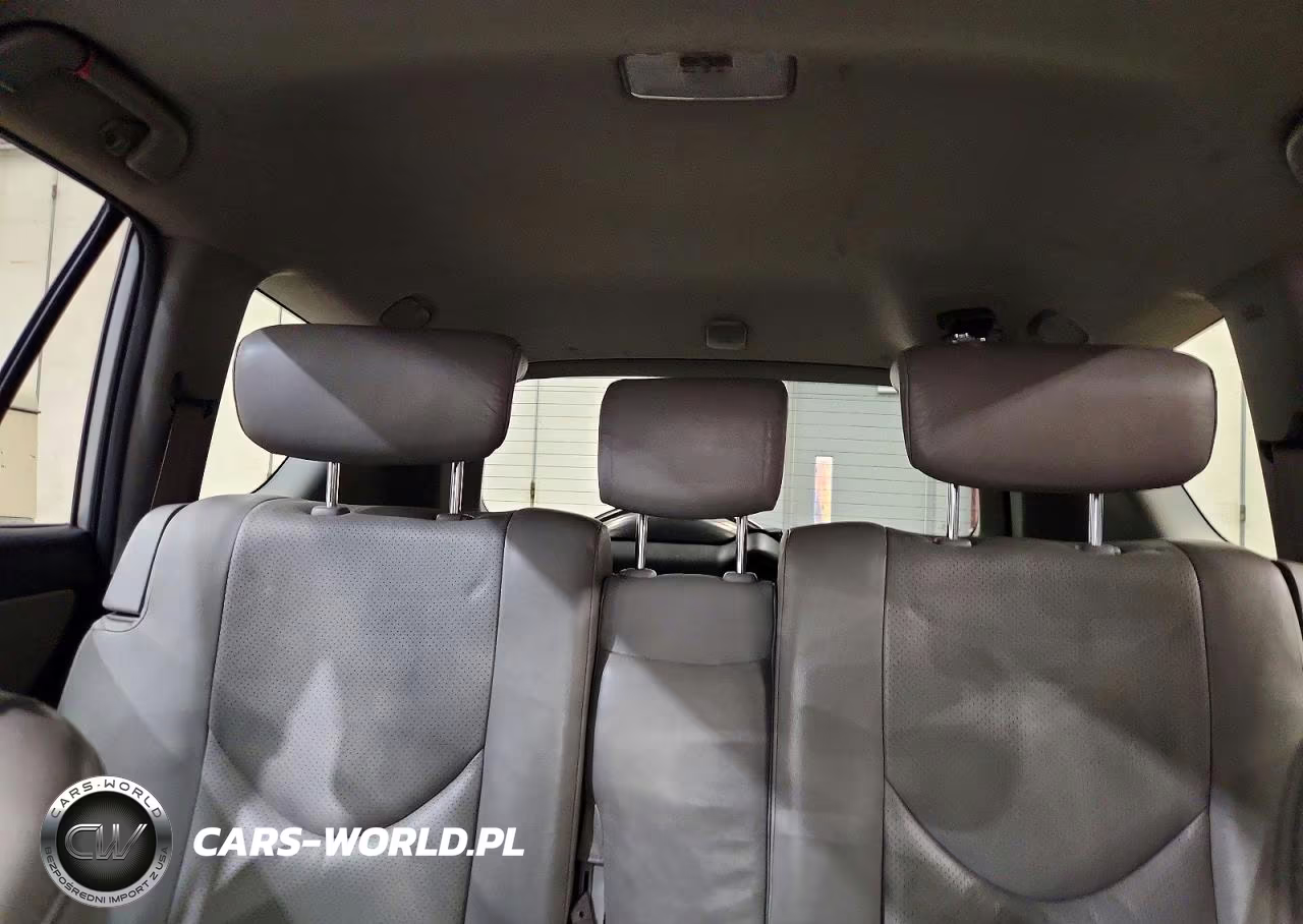 2010 Toyota Rav4 Limited VIN:JTMDK4DV3AD012405 - 10