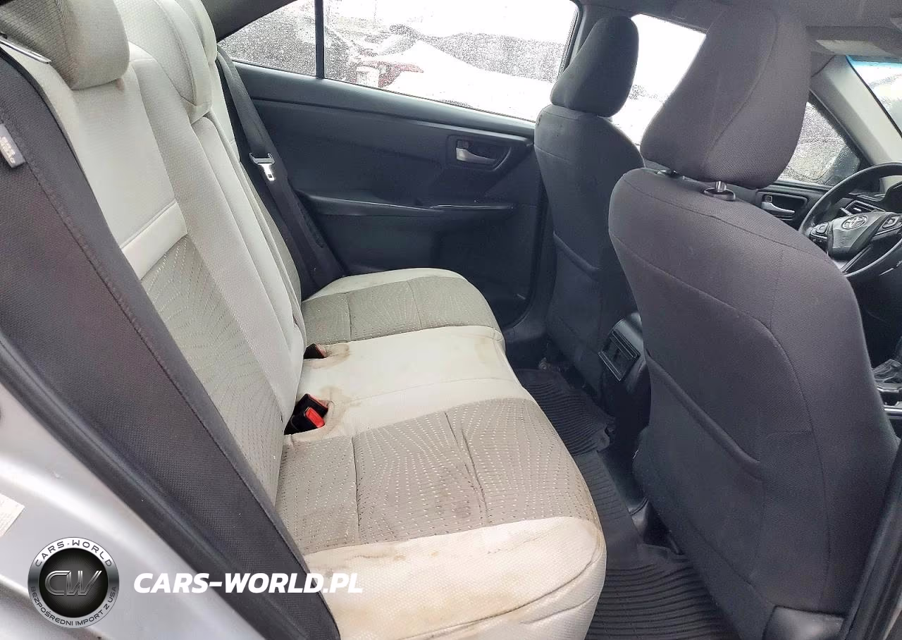 2015 Toyota Camry Hybrid Le VIN:4T1BD1FK6FU172638 - 10