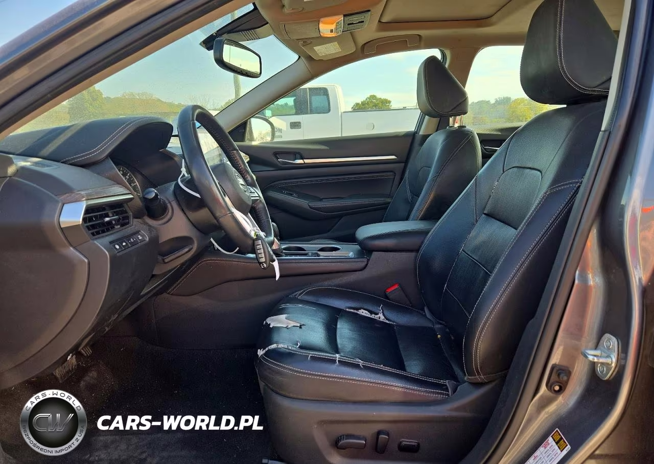 2019 Nissan Altima Platinum VIN:1N4BL4FV1KC197973 - 7