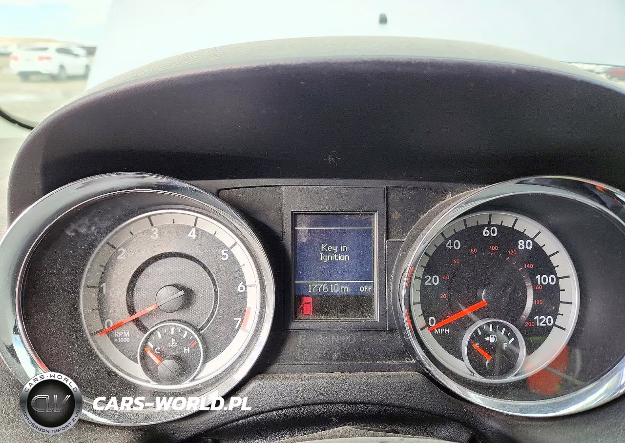 2013 Dodge Grand Caravan Crew VIN:2C4RDGDG6DR579826 - 9
