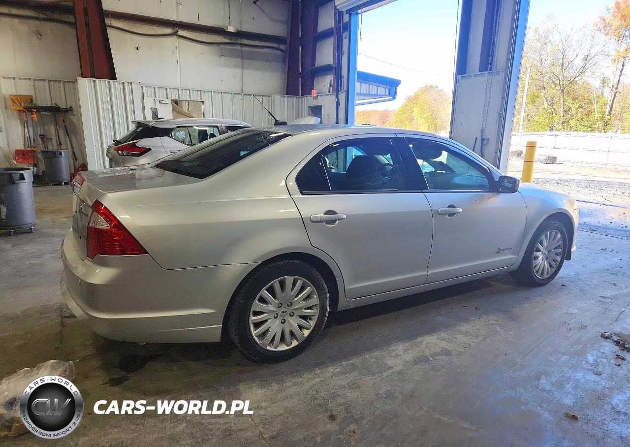 2012 Ford Fusion Hybrid VIN:3FADP0L31CR380642 - 3