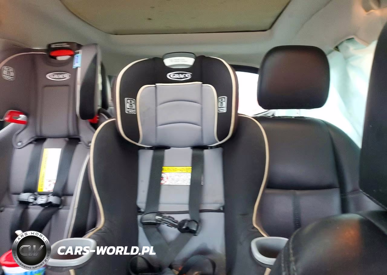 2014 Nissan Pathfinder S VIN:5N1AR2MM1EC688935 - 10