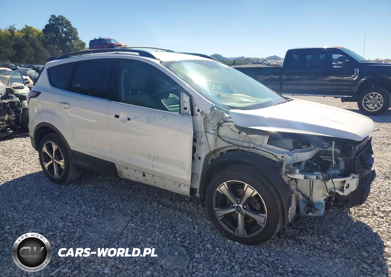 2017 Ford Escape Se VIN:1FMCU0GD5HUE51533 - 4