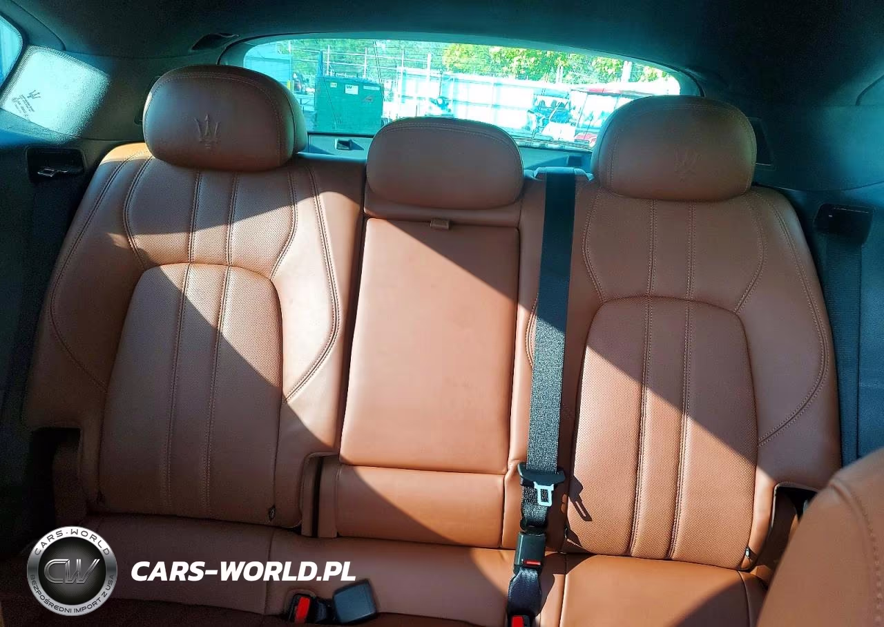 2020 Maserati Levante Sport VIN:ZN661XUS7LX342325 - 10