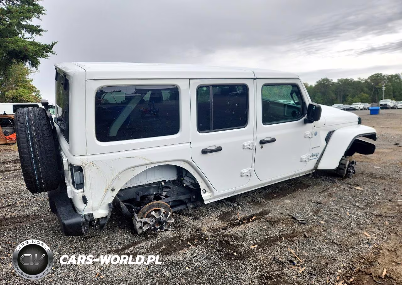 2024 Jeep Wrangler Sahara 4Xe VIN:1C4RJXP61RW276897 - 3