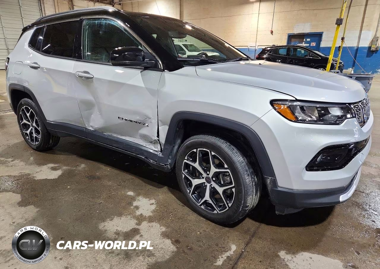 2025 Jeep Compass Limited VIN:3C4NJDCN1ST511787 - 4