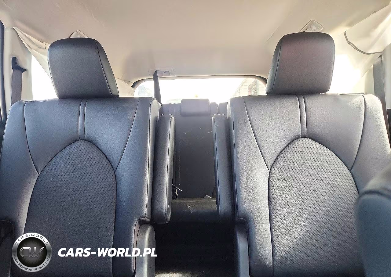 2026 Toyota Grand Highlander Xle VIN:5TDAAAB58TS141402 - 10