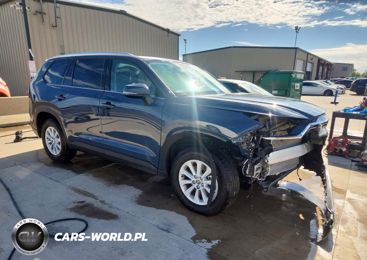 2026 Toyota Grand Highlander Xle VIN:5TDAAAB58TS141402 - 4