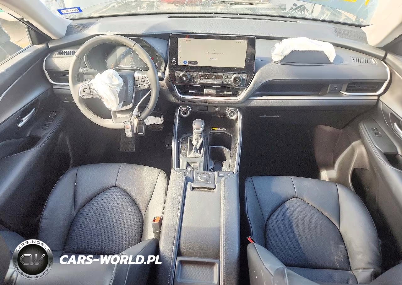 2026 Toyota Grand Highlander Xle VIN:5TDAAAB58TS141402 - 8