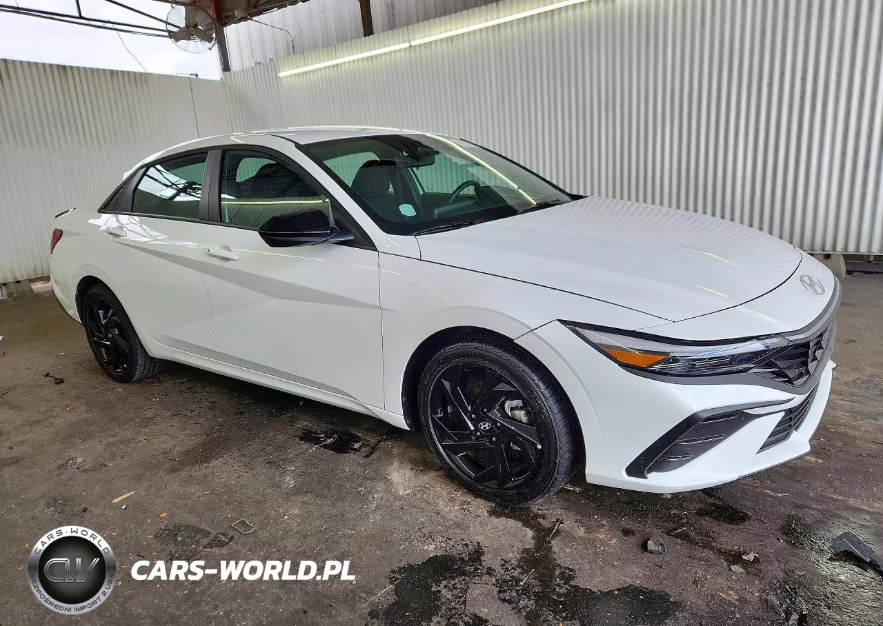 2026 Hyundai Elantra Sel Sport VIN:KMHLM4DG1TU142365 - 4