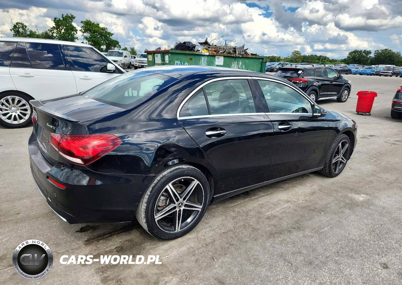 2019 Mercedes-Benz A 220 4Matic VIN:WDD3G4FB5KW018458 - 3