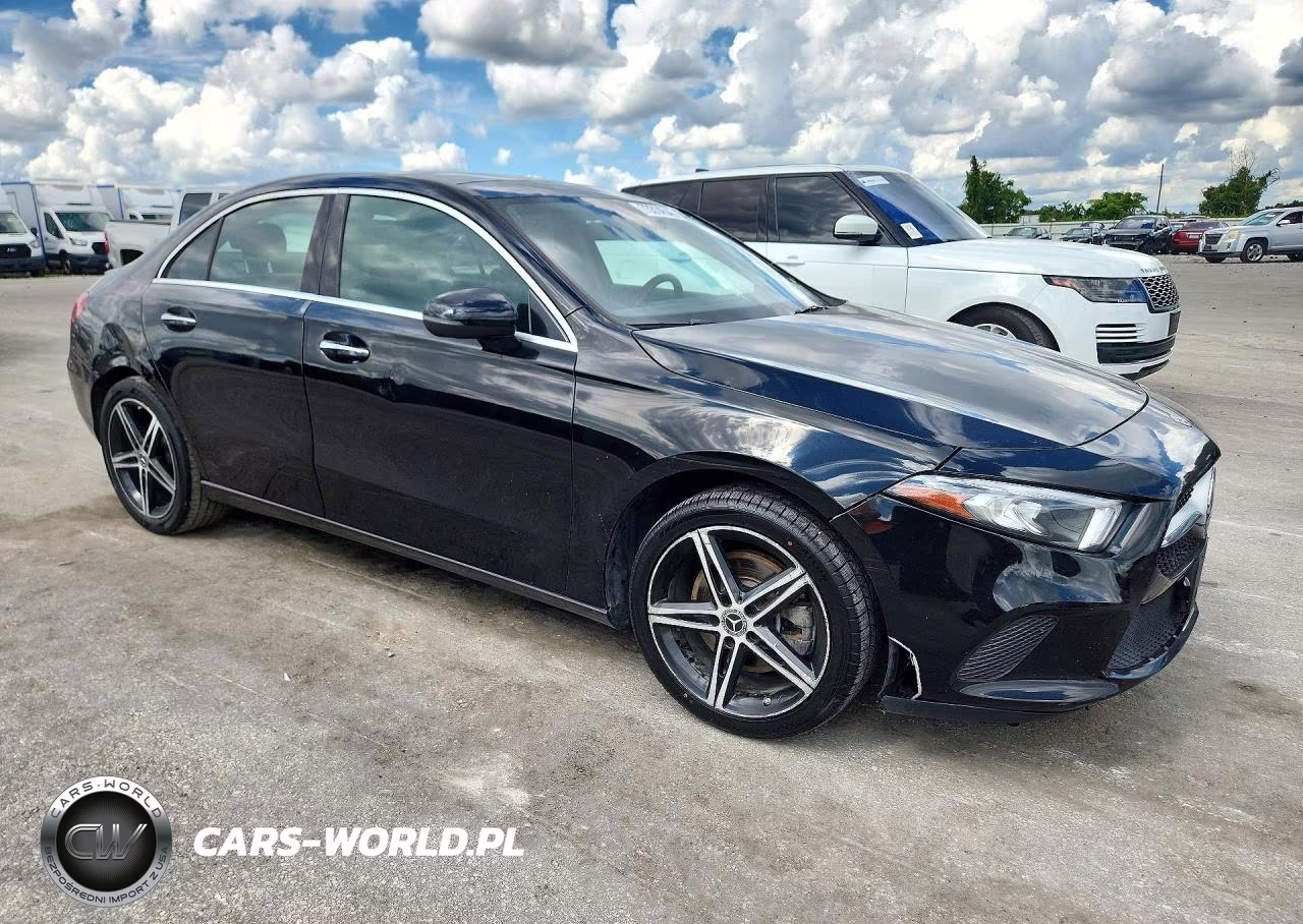 2019 Mercedes-Benz A 220 4Matic VIN:WDD3G4FB5KW018458 - 4