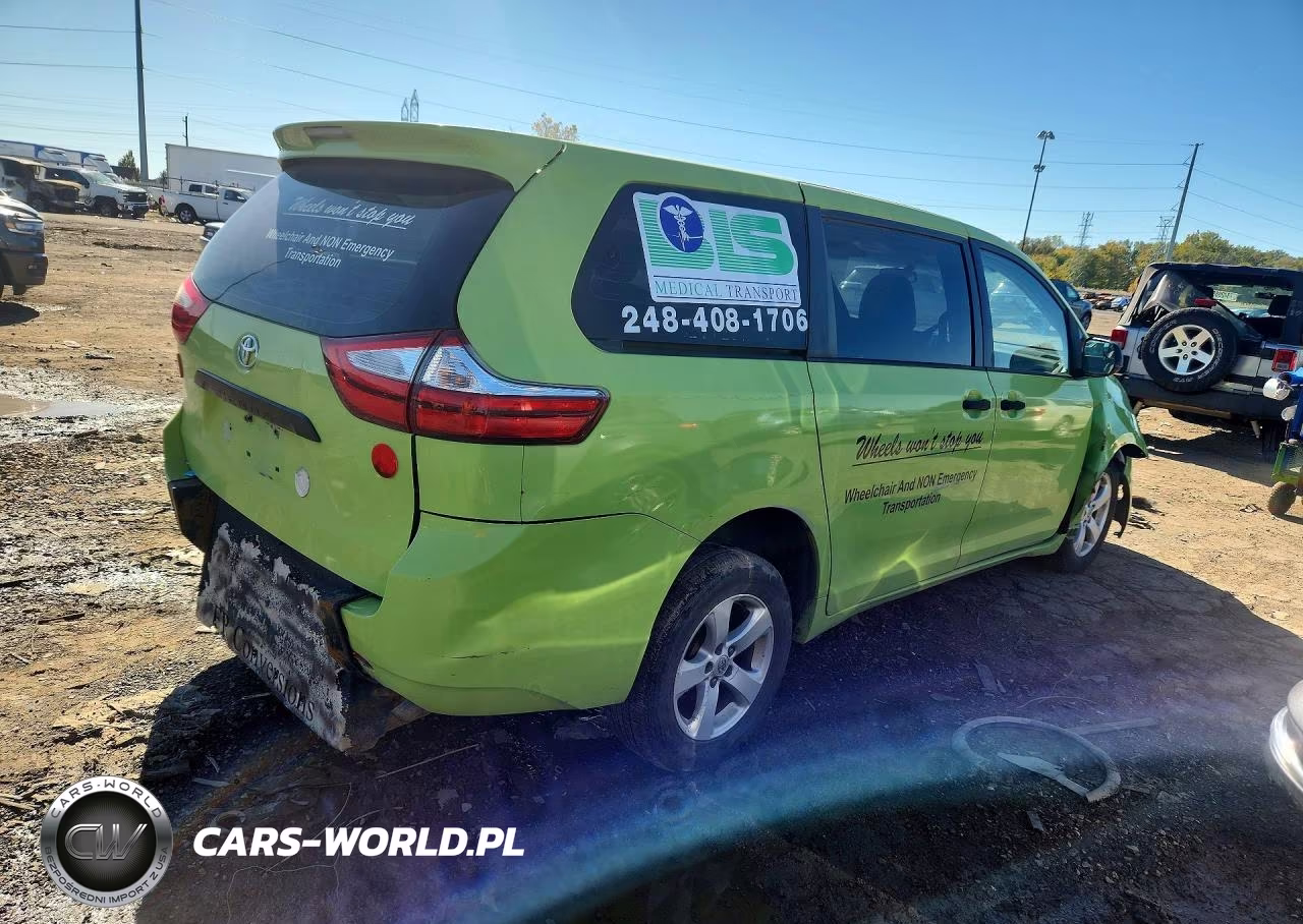 2015 Toyota Sienna L 7-Passenger VIN:5TDZK3DCXFS593685 - 3