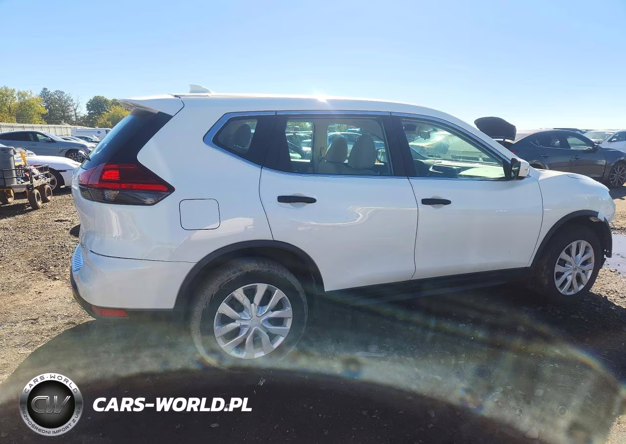 2017 Nissan Rogue S VIN:5N1AT2MVXHC799532 - 3