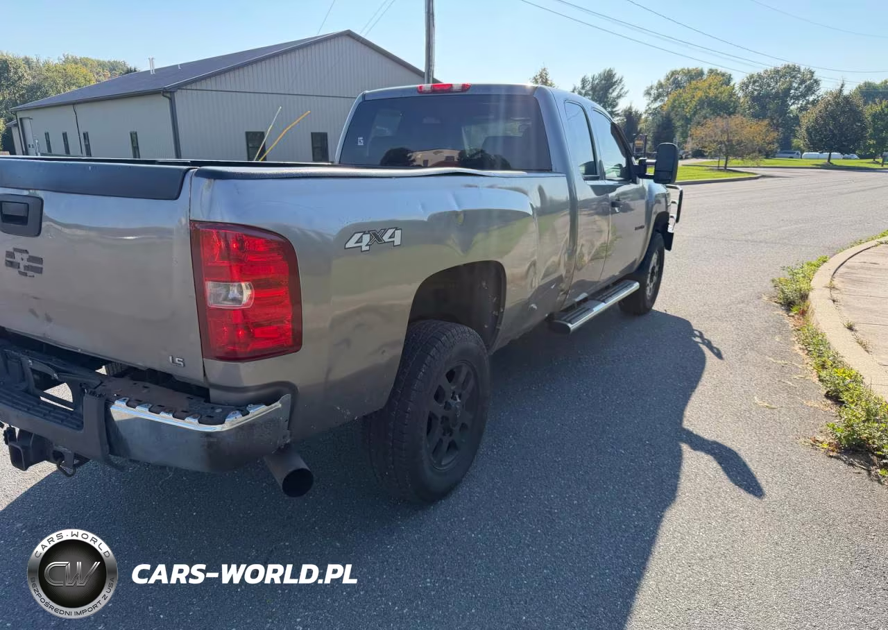 2013 Chevrolet Silverado K2500 Heavy Duty VIN:1GC2KVC89DZ262540 - 4