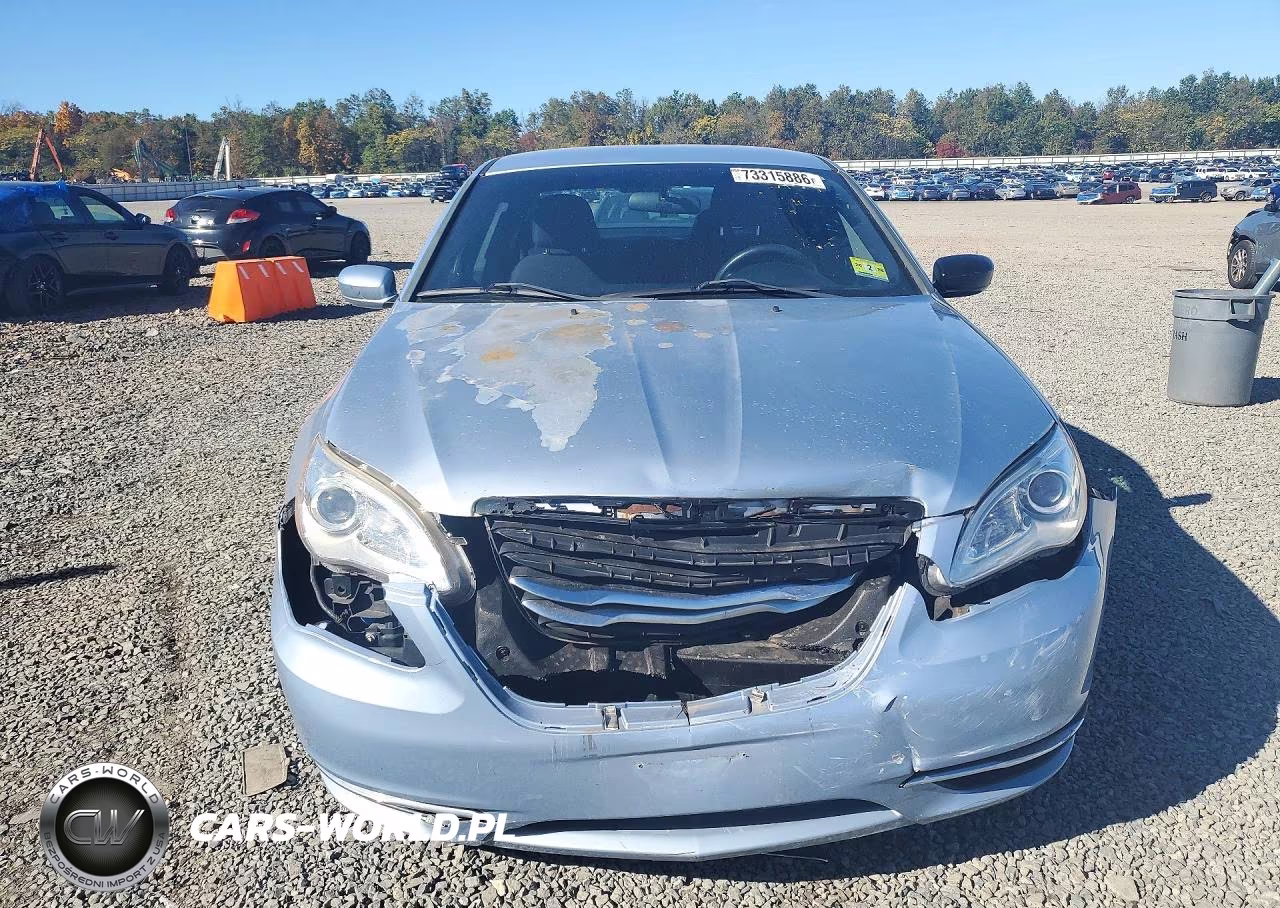 2013 Chrysler 200 Lx VIN:1C3CCBAB8DN698743 - 5