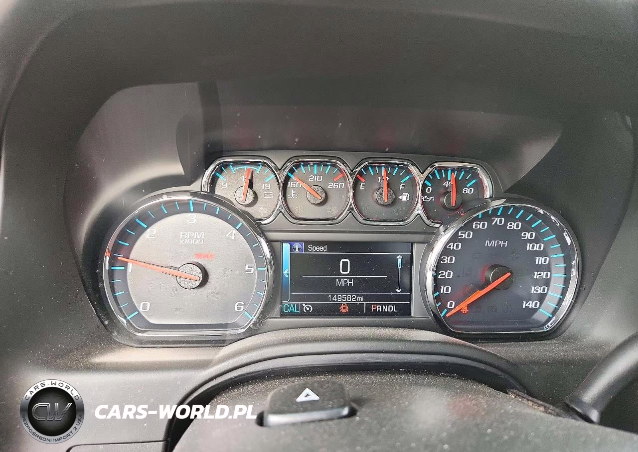 2018 Chevrolet Tahoe C1500 Lt VIN:1GNSCBKC8JR363332 - 9