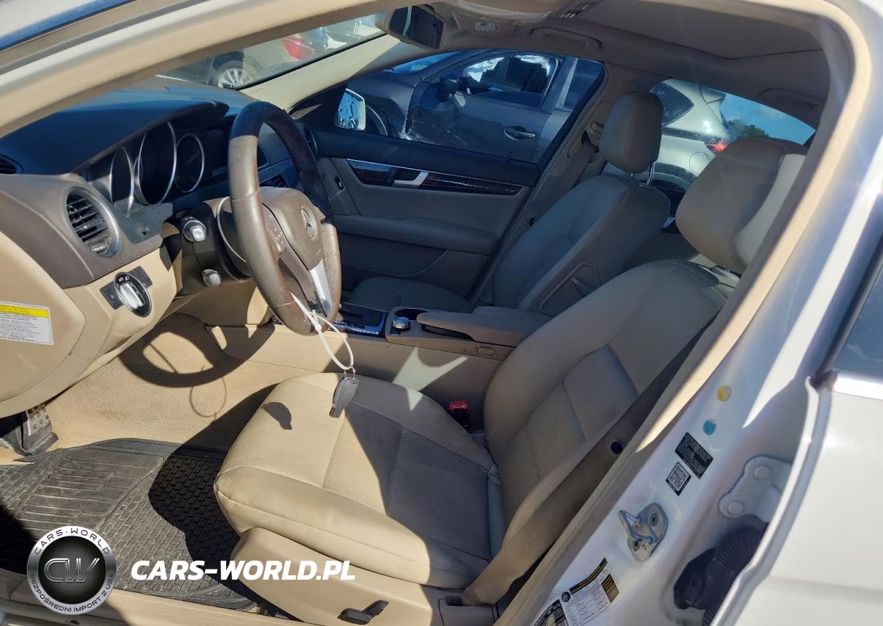 2014 Mercedes-Benz C 250 VIN:WDDGF4HB7EA941737 - 7