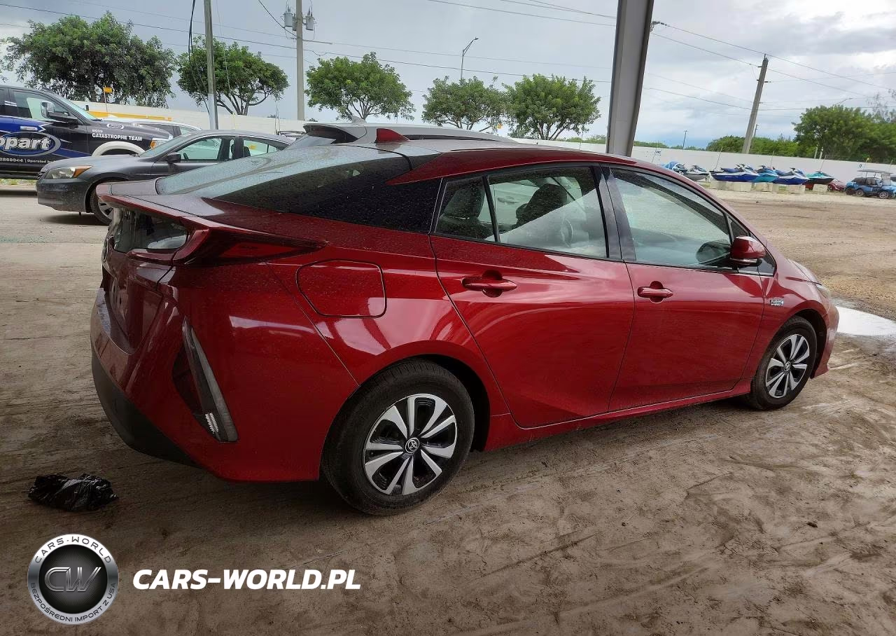2017 Toyota Prius Prime Premium VIN:JTDKARFP3H3011373 - 3