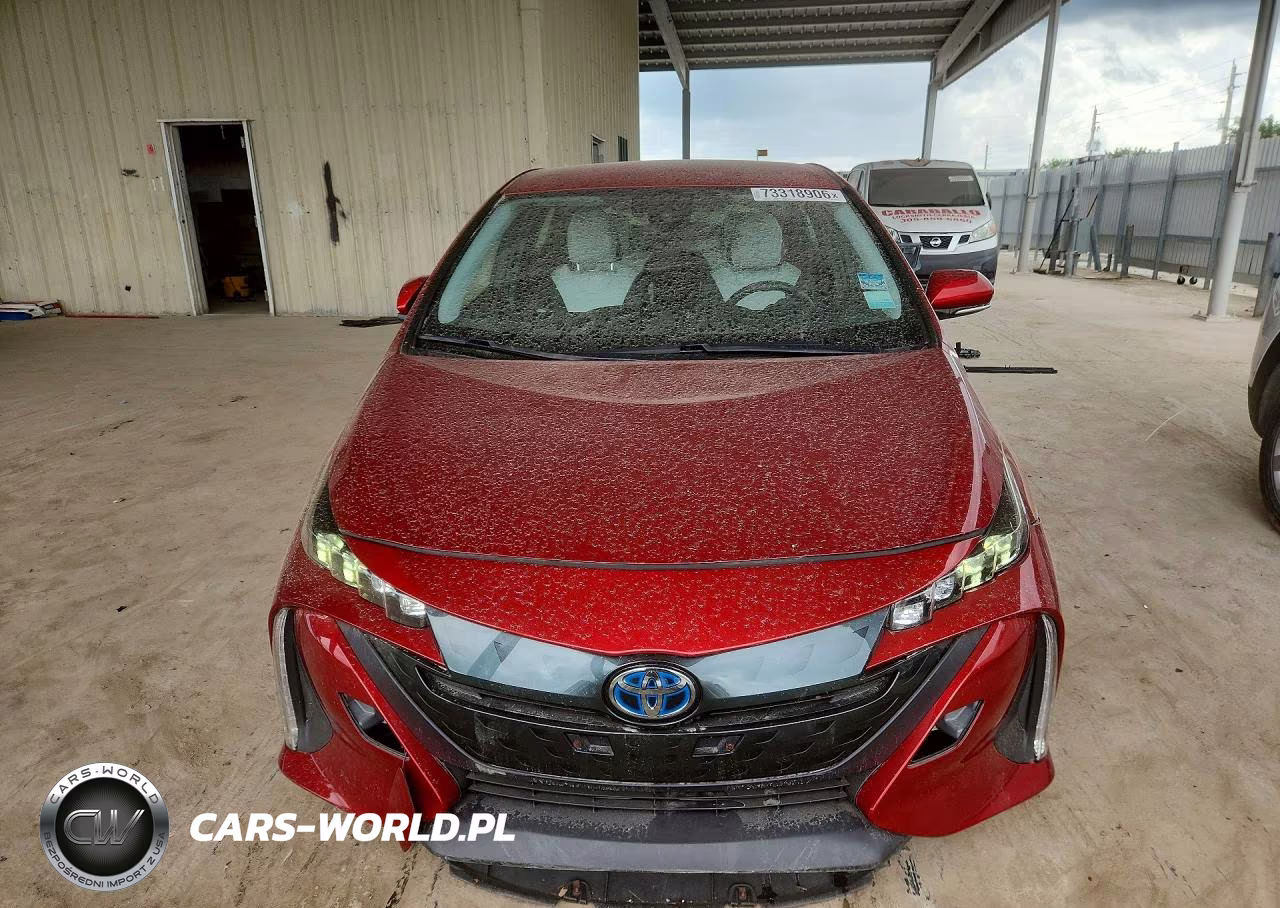 2017 Toyota Prius Prime Premium VIN:JTDKARFP3H3011373 - 5