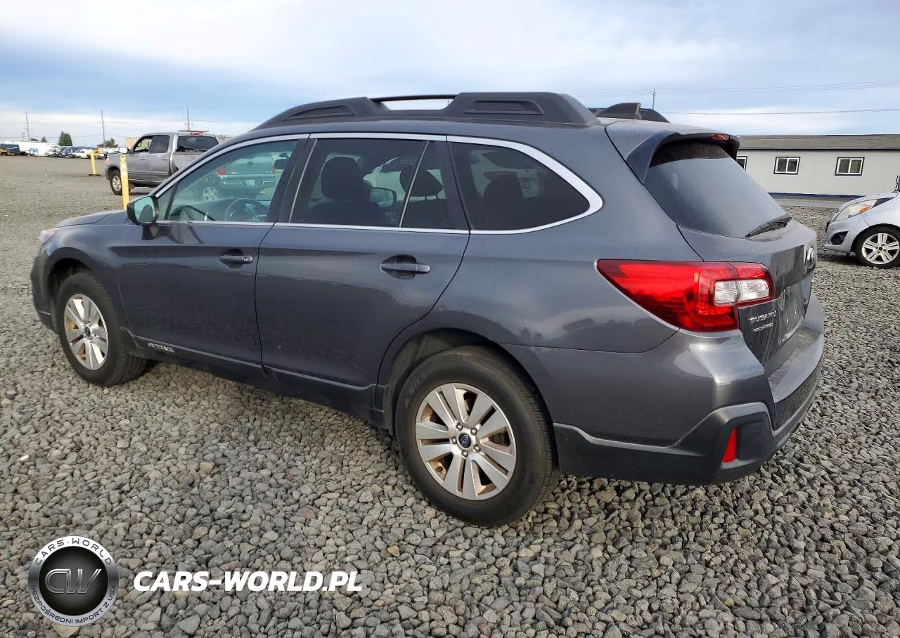 2018 Subaru Outback 2.5I Premium VIN:4S4BSACCXJ3348995 - 2