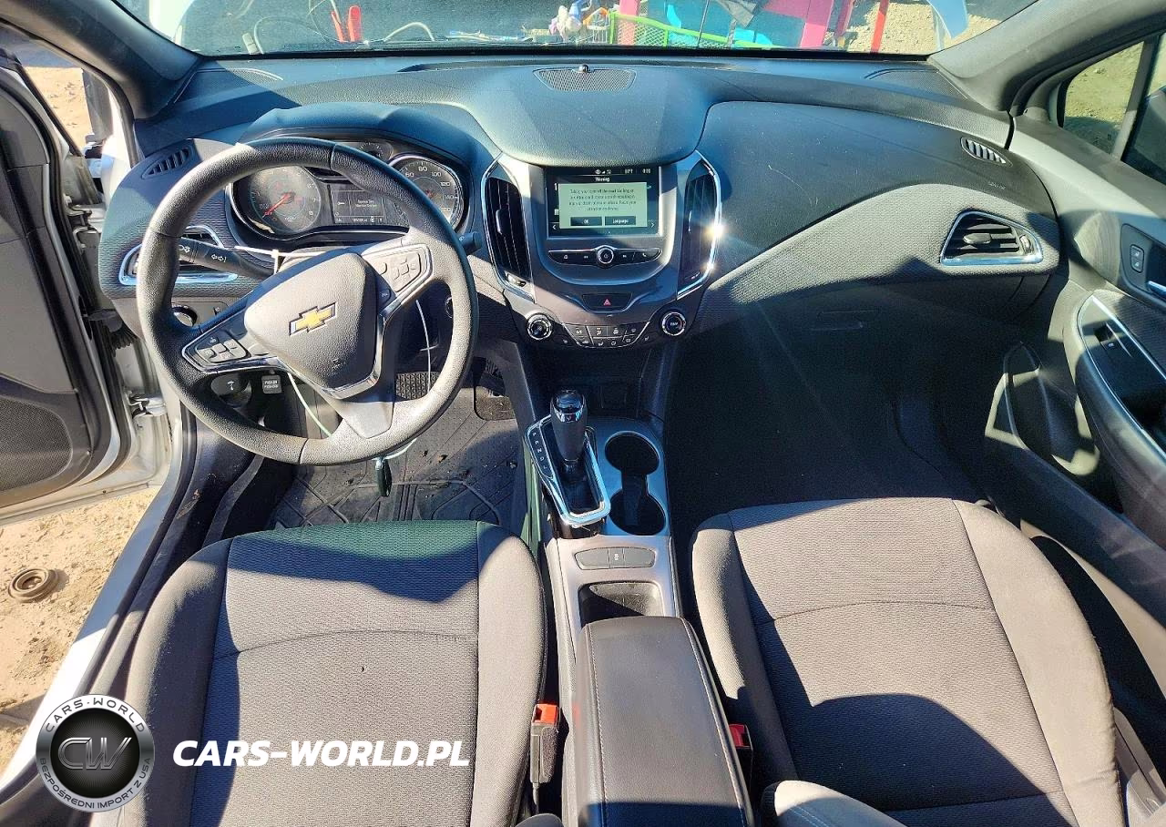 2018 Chevrolet Cruze Lt VIN:1G1BE5SM8J7146848 - 8