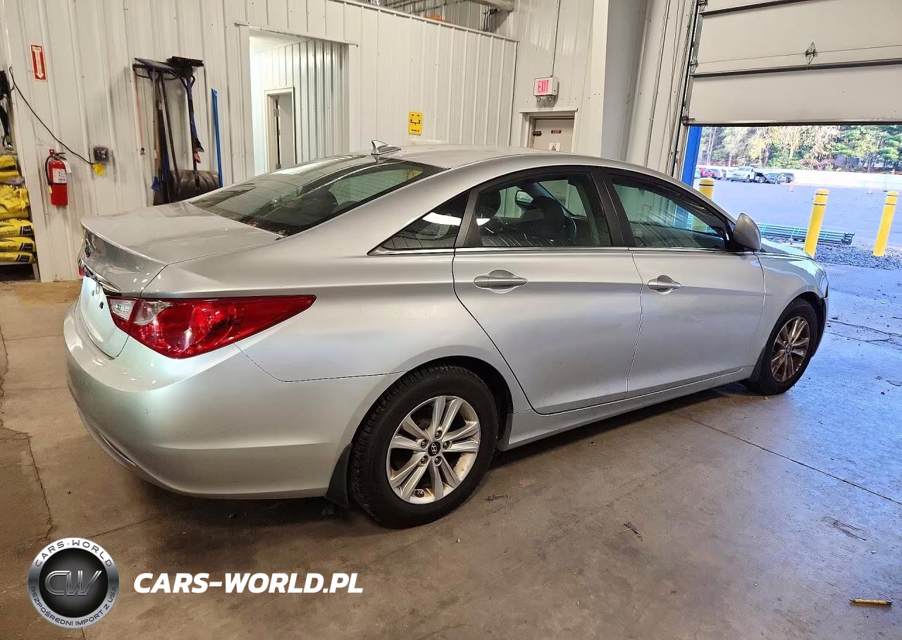 2013 Hyundai Sonata Gls VIN:5NPEB4AC5DH773975 - 3