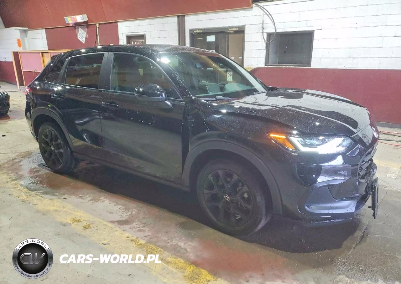 2023 Honda Hr-V Sport VIN:3CZRZ2H5XPM703695 - 4