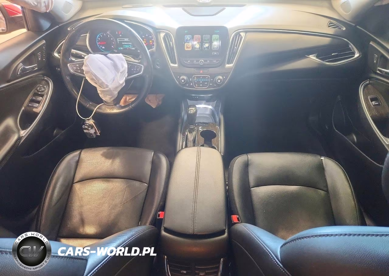 2018 Chevrolet Malibu Premier VIN:1G1ZE5SX9JF277835 - 8