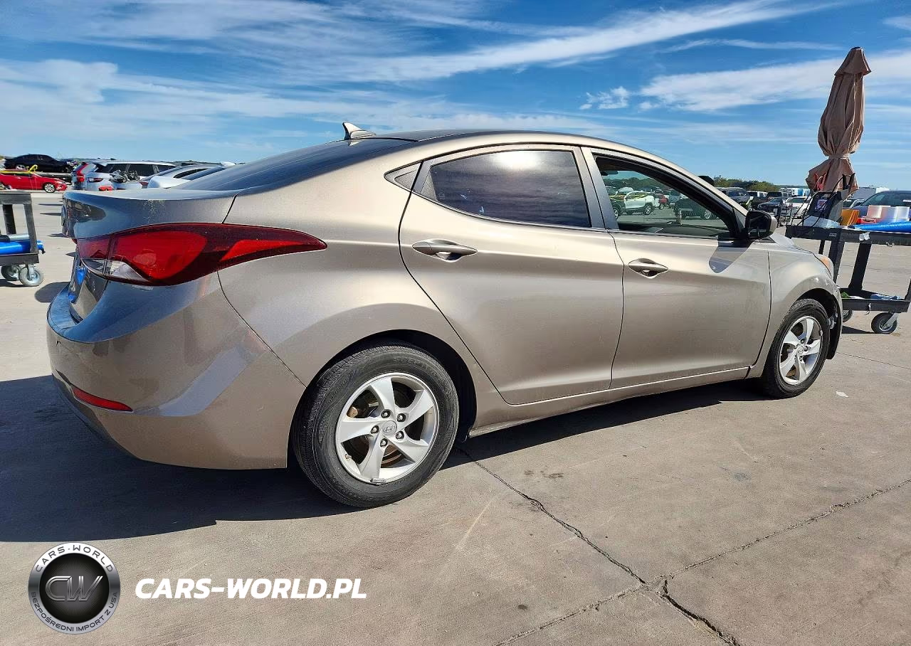 2014 Hyundai Elantra Se VIN:5NPDH4AE9EH511809 - 3