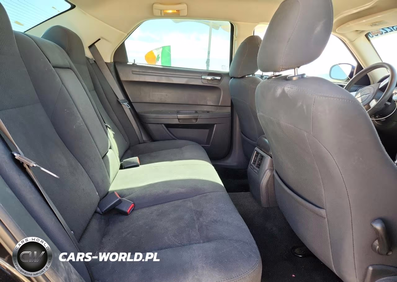 2008 Chrysler 300 Lx VIN:2C3KA43R18H133451 - 10