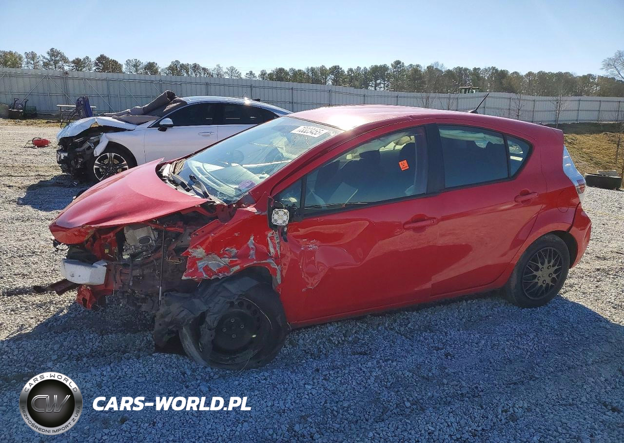 2013 Toyota Prius C Two