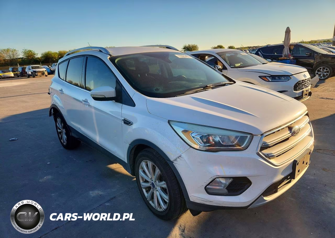 2017 Ford Escape Titanium VIN:1FMCU9J92HUD21296 - 4