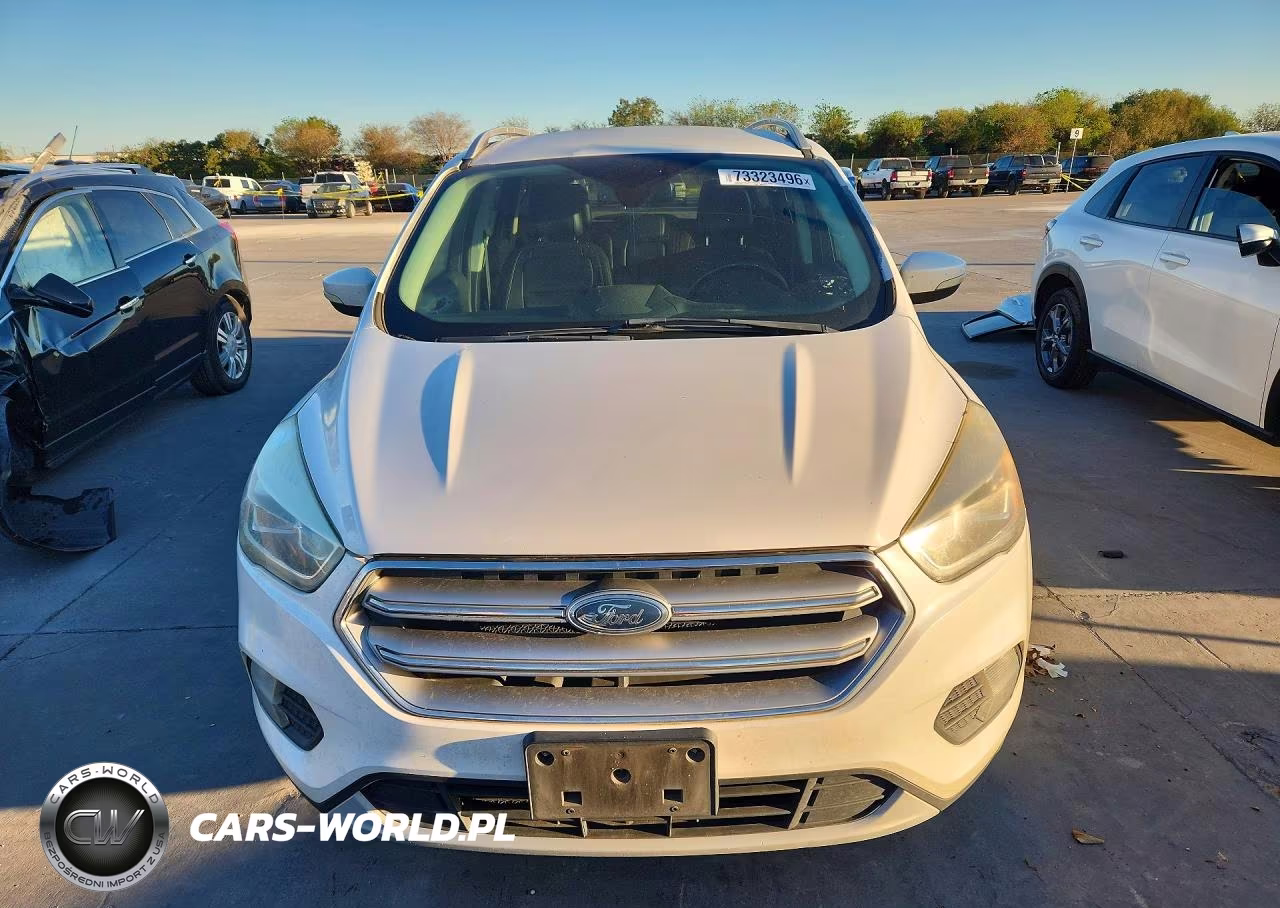 2017 Ford Escape Titanium VIN:1FMCU9J92HUD21296 - 5