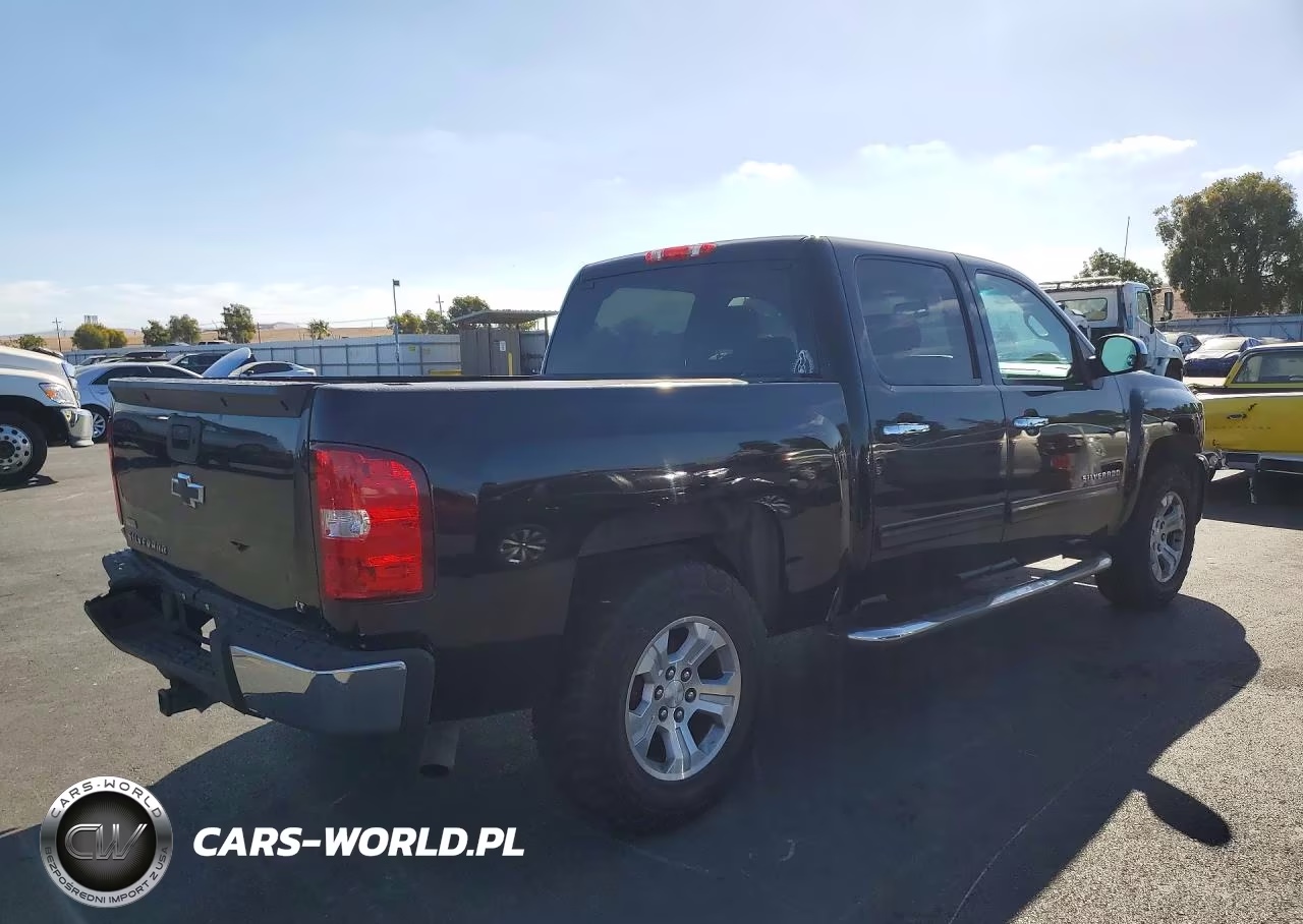 2012 Chevrolet Silverado C1500 Lt VIN:3GCPCSE03CG152557 - 3