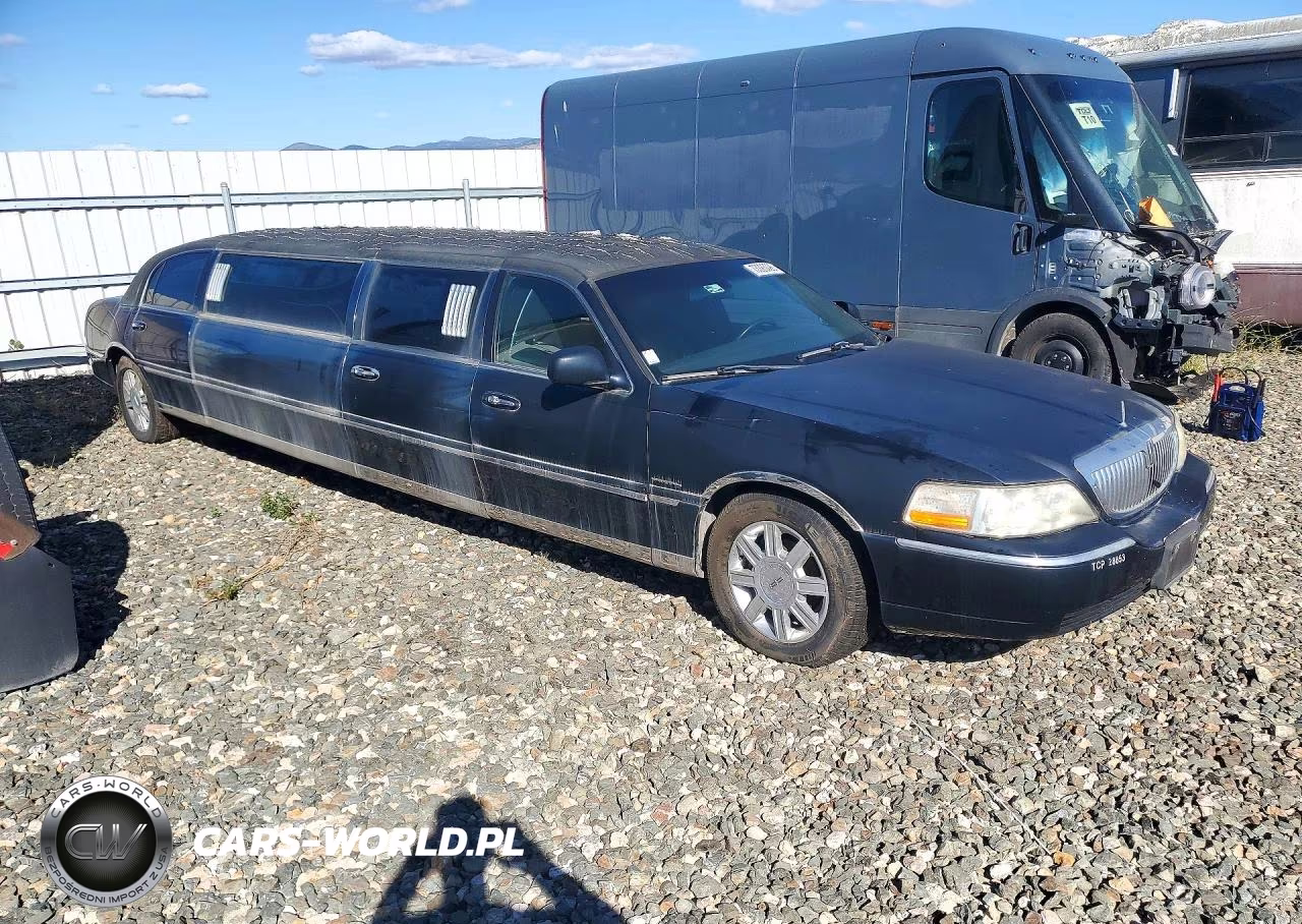 2007 Lincoln Town Car Executive VIN:1L1FM88W37Y601305 - 4