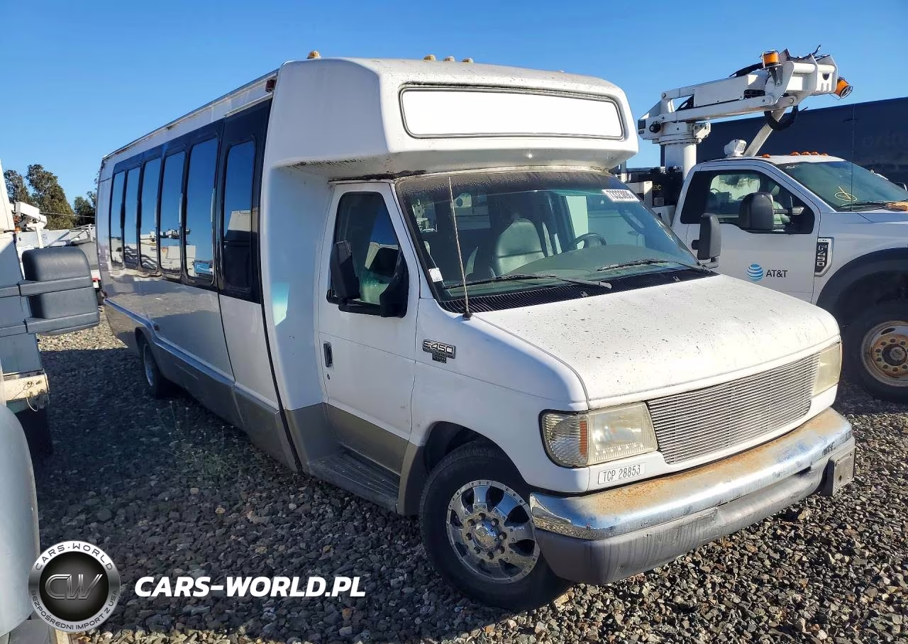 2004 Ford Econoline E450 Super Duty Cutaway Van VIN:1FDXE45P54HB18271 - 4