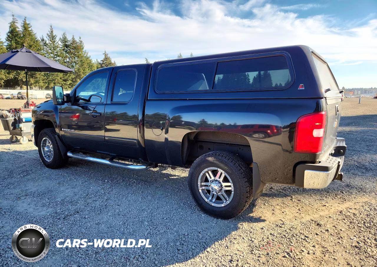 2007 Chevrolet Silverado K2500 Heavy Duty VIN:1GCHK29687E573869 - 2